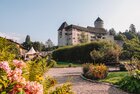 Schloss Matzen | © Good Morning World | Janina Zasche Zu sehen ist der wunderschöne Garten vor dem Schloss Matzen | © Good Morning World | Janina Zasche