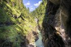 Tiefenbachklamm Brandenberg | © Alpbachtal Tourismus | Matthias Sedlak Tiefenbachklamm in Brandenberg umgeben von schöner Natur | © Alpbachtal Tourismus | Matthias Sedlak