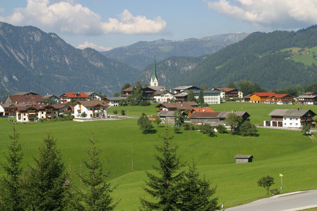 Brandenberg Dorf Sommer3