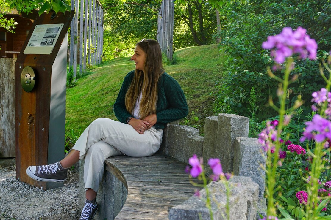 Rastbankgeschichten Kräutergarten Hildegard von Bingen