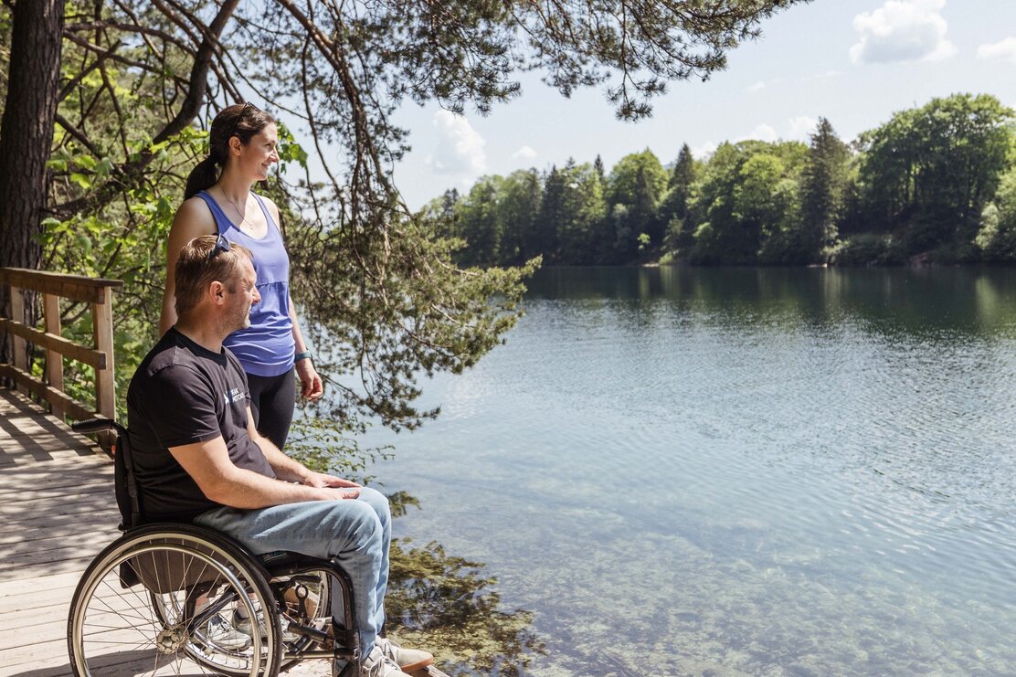 Barrierefreier Wanderweg Reintalersee Kramsach | © shootandstyle.com Hannes Sautner