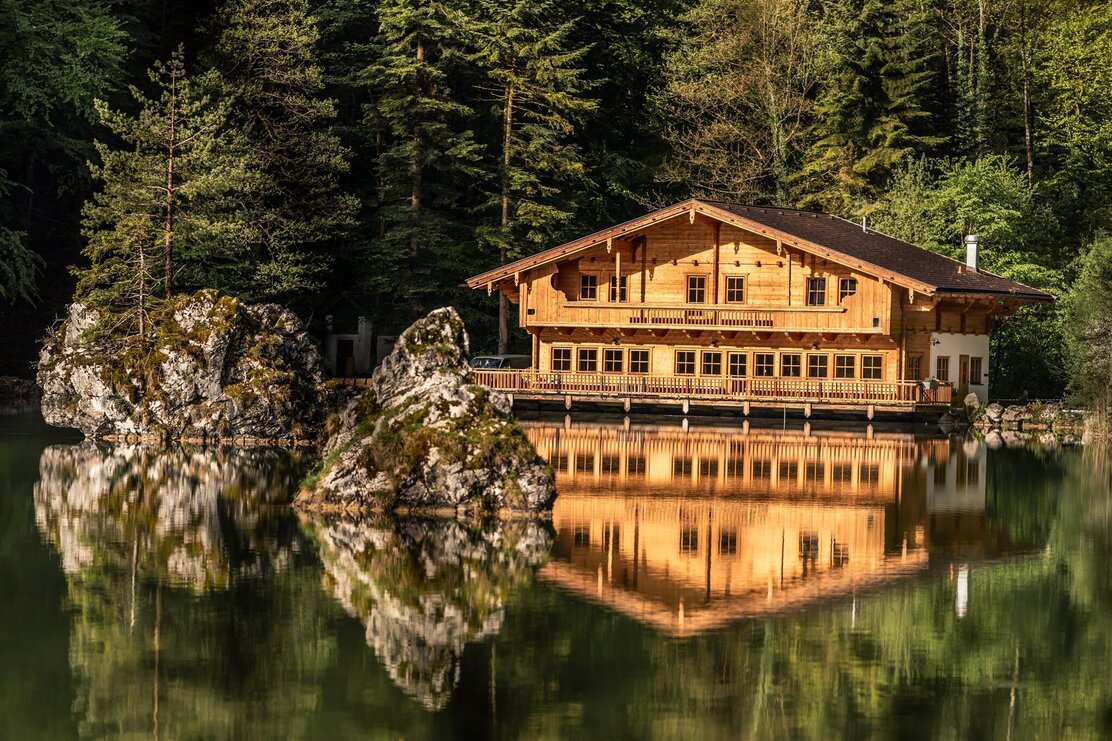 Berglsteinersee 712er Lounge Hausansicht im Sommer