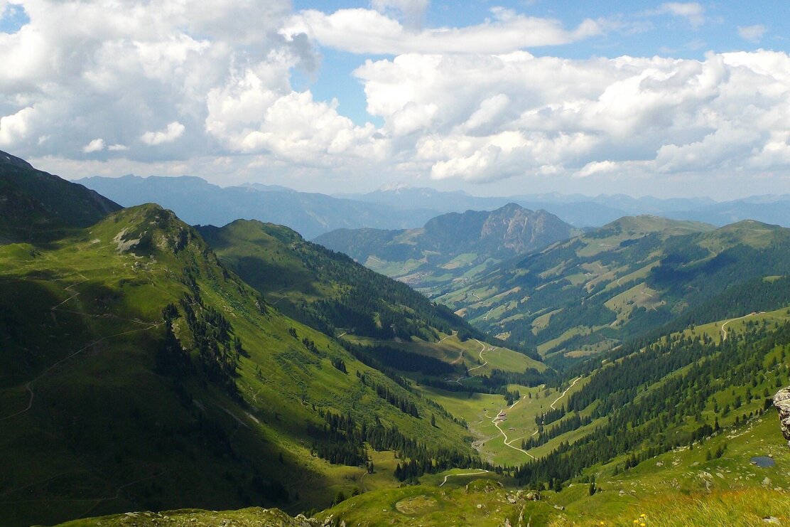 Blick vom Sonnjoch auf den Luegergraben | © Michael Mairhofer