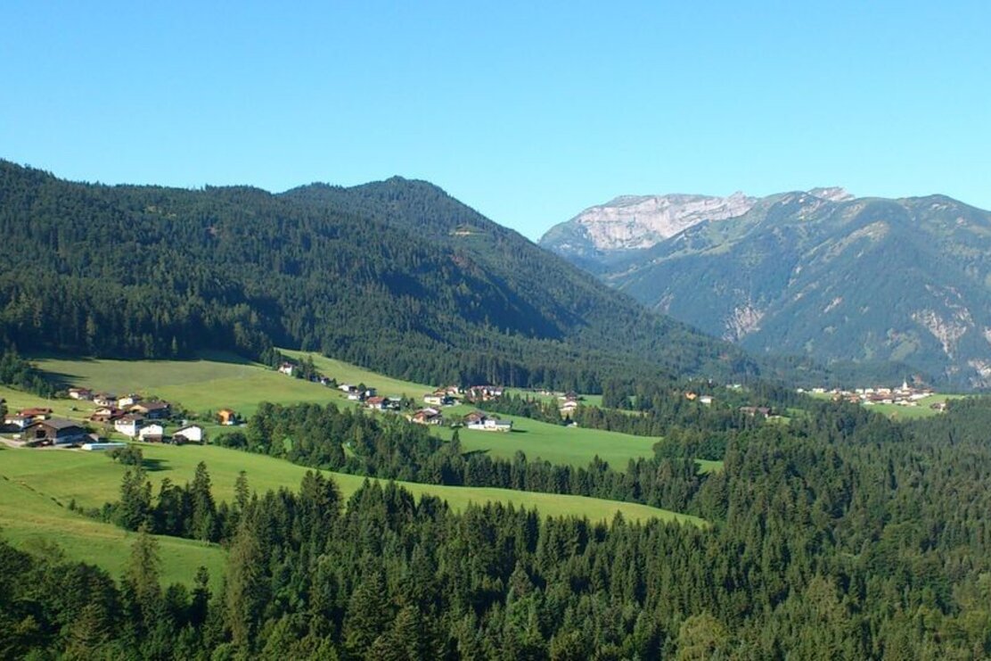 Brandenberg Dorfansicht Sommer