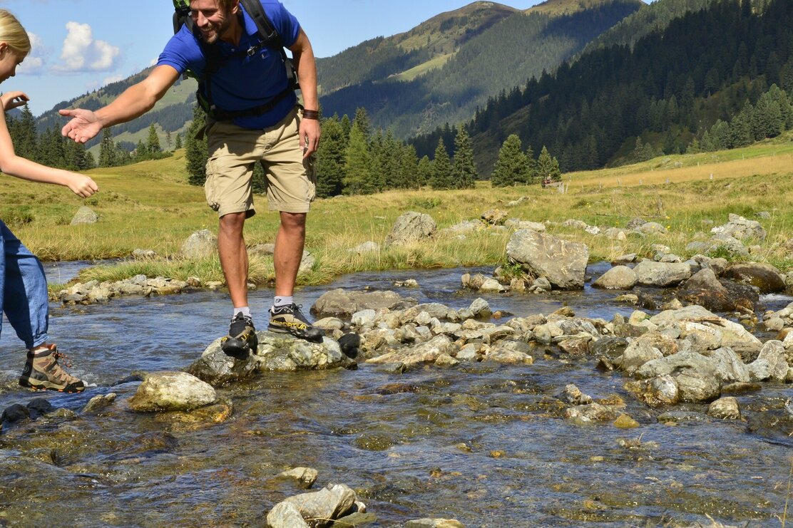 kleiner Bach im Luegergraben