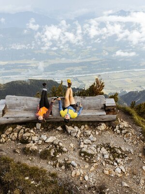 Bank bei Gratlspitze Alpbach, CCE Wanderdörfer | © Nadine Probst Bank bei Gratlspitze Alpbach, CCE Wanderdörfer | © Nadine Probst