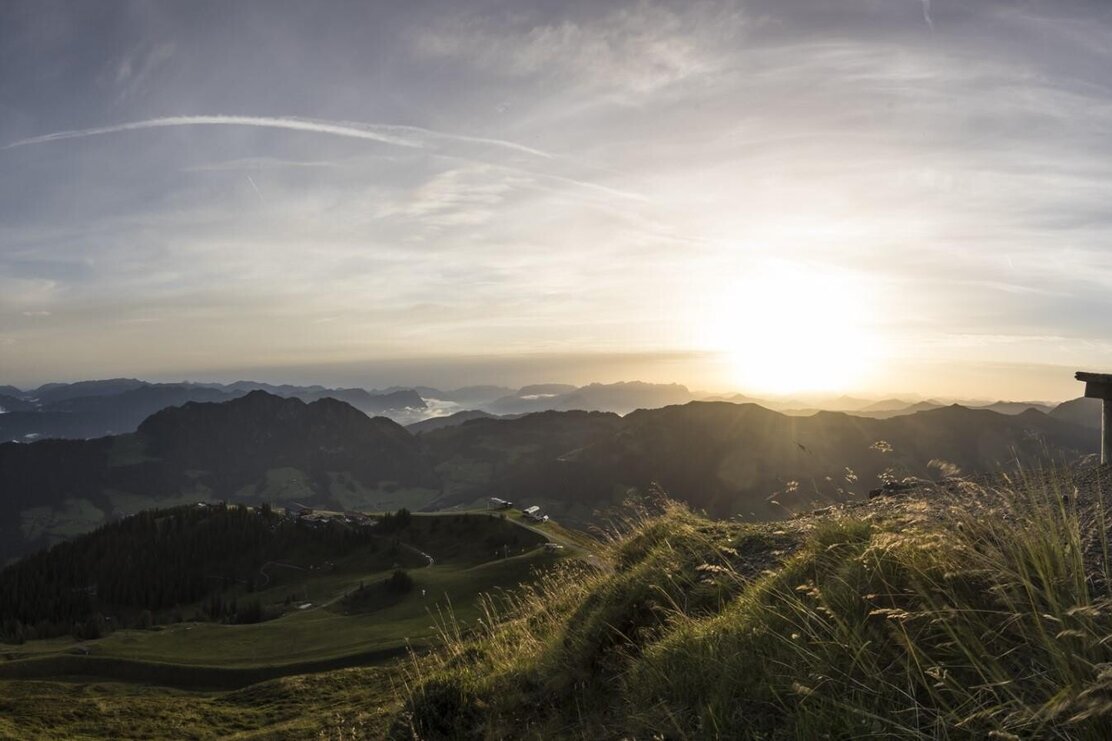 Sonnenaufgang am Wiedersbergerhorn Alpbach | © shootandstyle