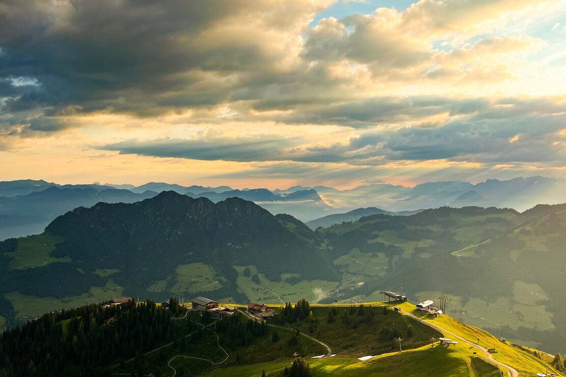 Morgenstimmung Rund um das Wiedersberger Horn Alpbach, CCE Wanderdörfer | © Tanja Stahl und Jennifer Hudec