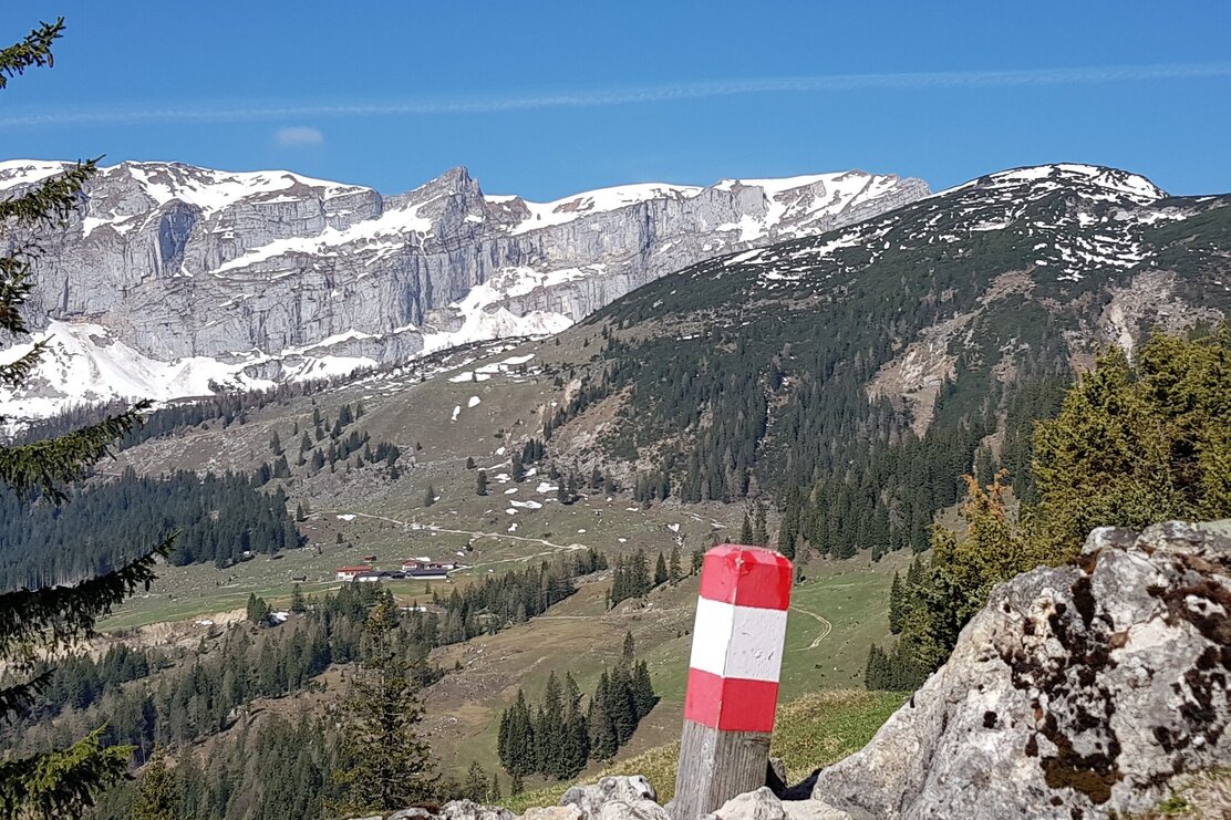 Blick kurz vor dem Pletzachkogel in Richtung Sonnwendjoch | © Claudia Ager