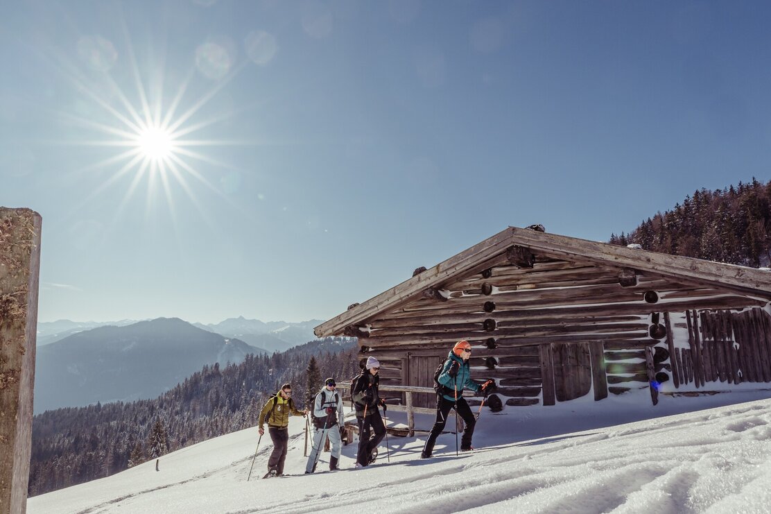 Schneeschuhwandern im Almengebiet Brandenberg | © shootandstyle