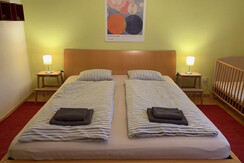 Haus Amalia_Alpbachtal_Kramsach_Schalfzimmer (19)