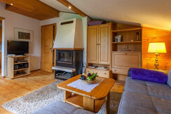 Wohnzimmer mit Kaminofen