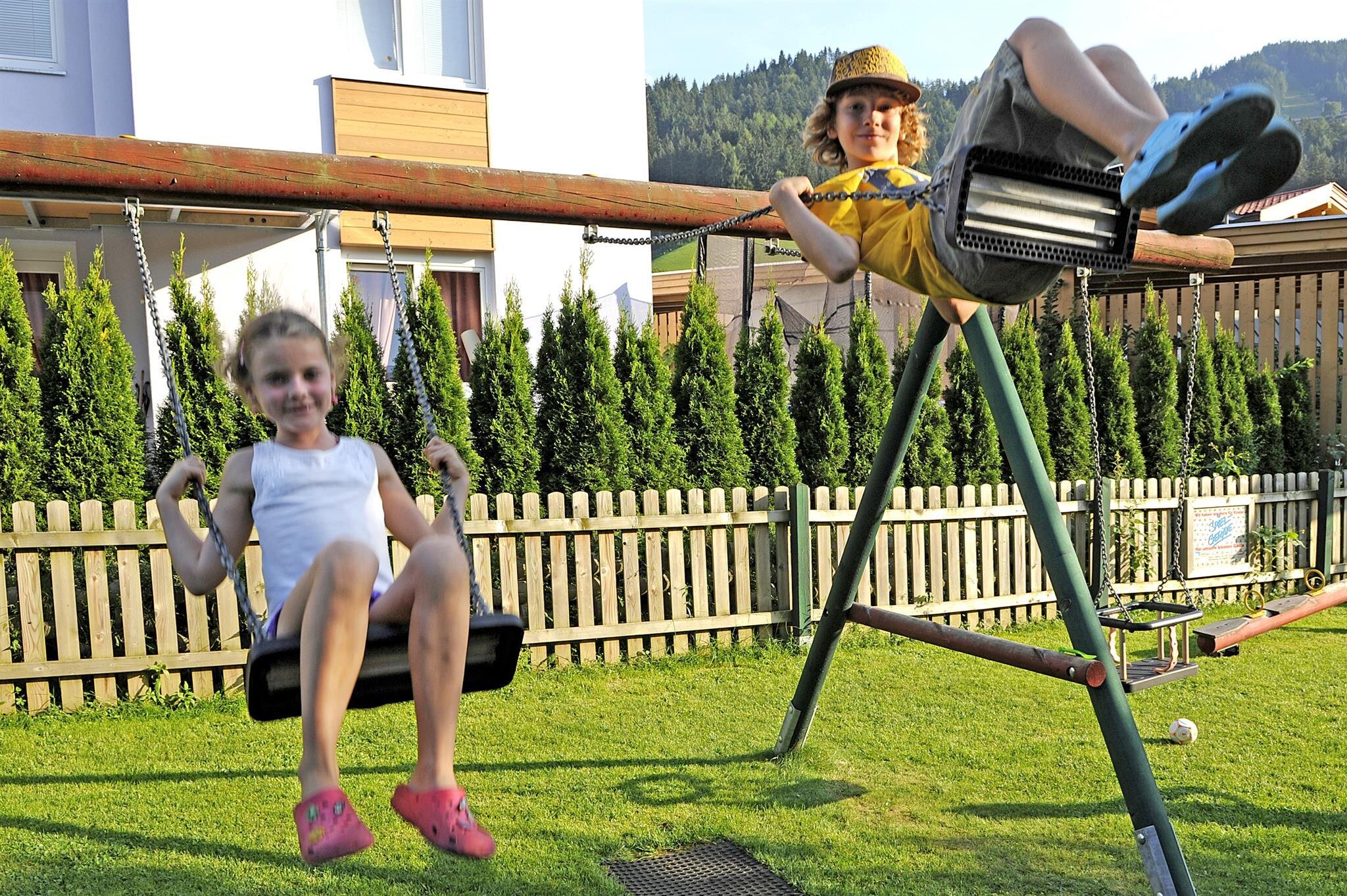 Angerer Appartements Spielplatz 2 | © Senfter