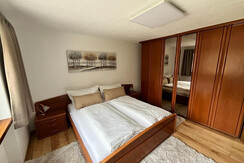 Schlafzimmer1_Bergblick_alpbachtal