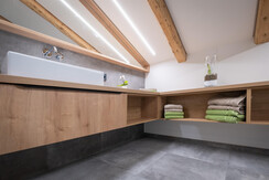 Bad 1 Apartment Schatzberg