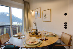 Strumpfburg Esstisch Berglick