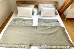 Alpbachtal Villa Riedhart Schlafzimmer 09