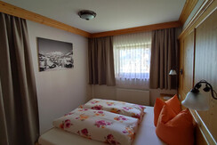 Moaeben Alpbach Wiedersbergerhorn Schlafzimmer