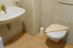 Badezimmer mit Toilette