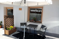 Außenbereich mit Sitzgarnitur