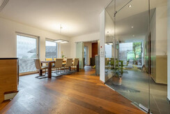 Villa Bergl.21-Essbereich1