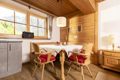 app_3_hackler_bergwald_alpbach