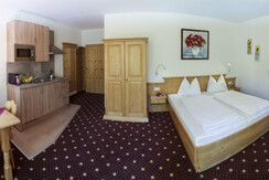 Ferienwohnung 14 Wohnschlafraum