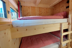 Schlafzimmer 2 Etagenbett (Zirbenholz)