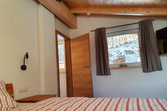 großes Schlafzimmer