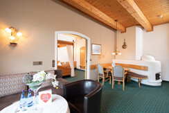 Alpbachtal Suite Wohnzimmer_1