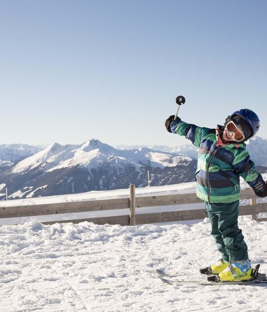 Kind am Wiedersbergerhorn_Foto Alpbachtal Tourismu