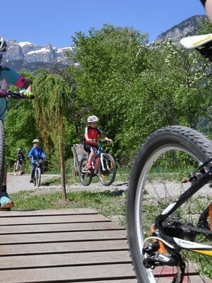 Skillpark mit Kinder_Alpbachtal Tourismus_Foto Gri