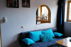 Josefine und ihr Kavalier_Wohnzimmer_Alpbachtal