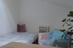 Zusatzbett im Wohnzimmerbereich