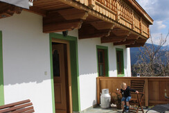 Kruckenhaus Ferienwohnung, Terrasse mit Markise