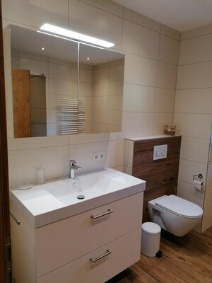 Vorderbrandach_Reith i.A._Alpbachtal_Badezimmer