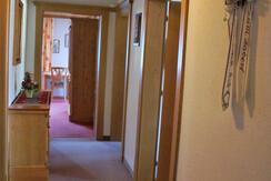 Flur Ferienwohnung Gästehaus Bergheim
