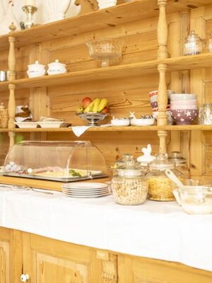 Gästehaus Larch Frühstücksbuffet | © Shoot and Style_Hannes Sautner