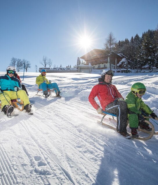 Rodeln am Schatzberg Winter Ski Juwel Alpbachtal W