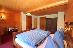 Schrankwand Zimmer Naschberg