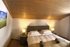 Hacklstoana_Alpbachtal_Gratlspitz_Schlafzimmer1