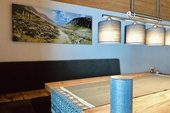 Esstisch mit Alexa (2)