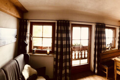 Blick in Küche Wohnung 2