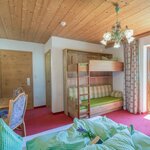 Photo of Family room, shower or bathtub, balcony