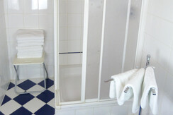 Hansler Appartements_Alpbach_ Alpbachblick_Bad