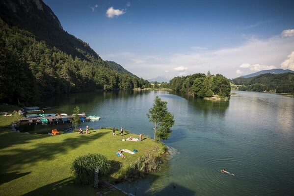 Reintalersee_Strand Fischerstube_Foto Alpbachtal T