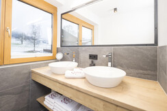 Badezimmer Kogelblick, Haus Sylvia, Reith