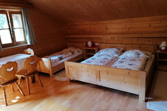 Hausbergerhof_Brixlegg_Alpbachtal_Vierbettzimmer (