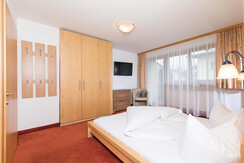 2-Raum Familienzimmer Reith Elternschlafzimmer