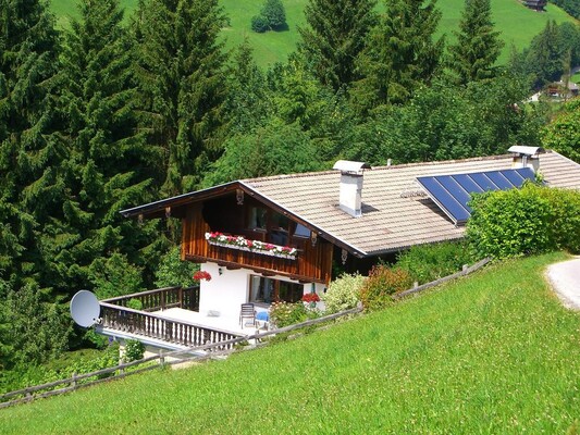 Kaiserhof_Alpbachtal_Sommer | © Noah Bavajee